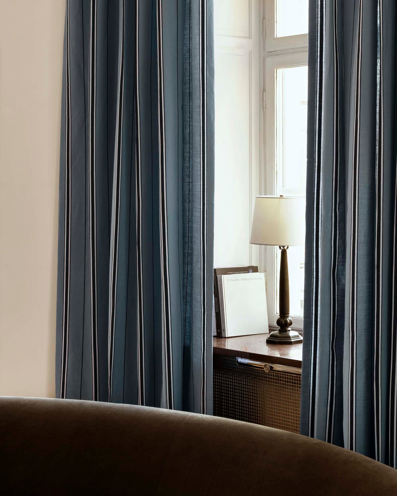 Nordic Knots, Coton-Lin Rideaux, The Triple Stripe – Blue/Black