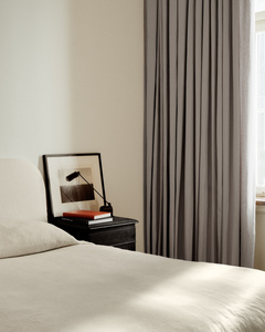 The Blackout – Light Gray